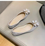Ciing Spring New All-match Shallow Mouth Fairy Style Flower Flat Shoes Female Pearl White Spring and Autumn Slip-on Women's Shoes